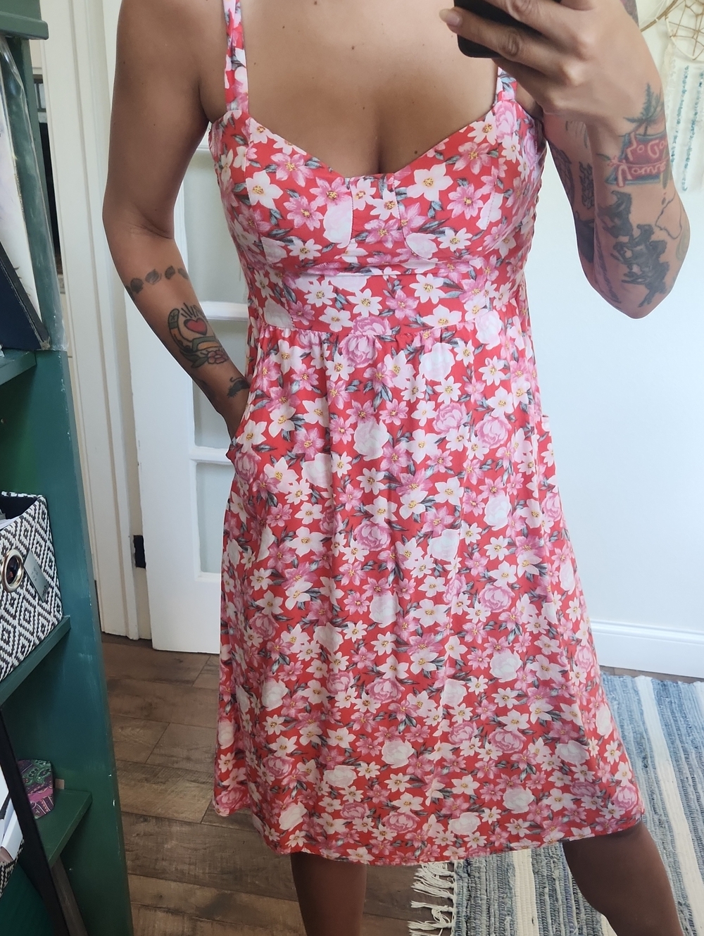 AUW Pink Floral Midi Dress with Thick Straps And Pockets
